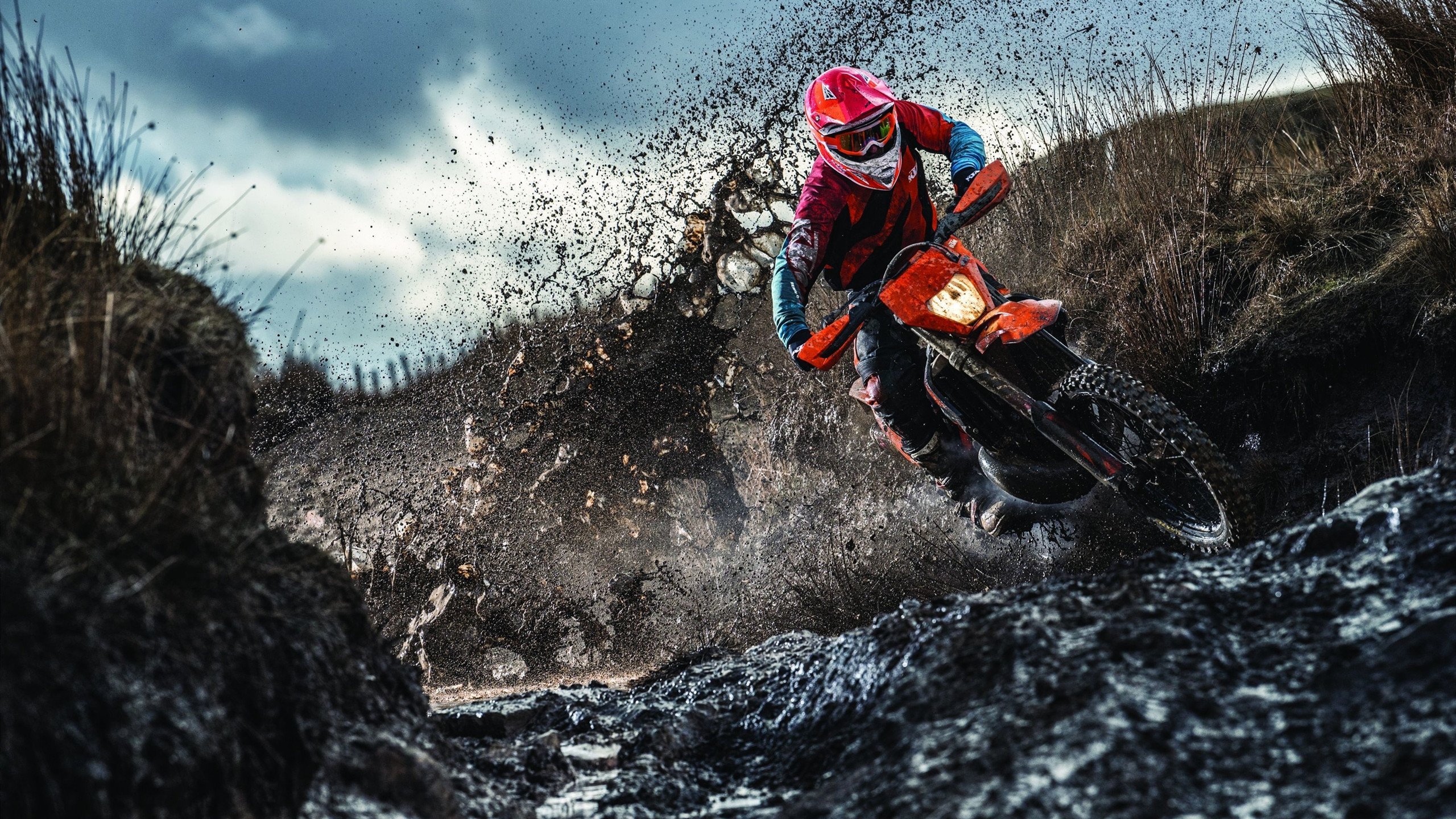 开云体育下载官网-世界羽毛球团体赛中国队表现优异，夺得金牌，羽毛球世界大赛